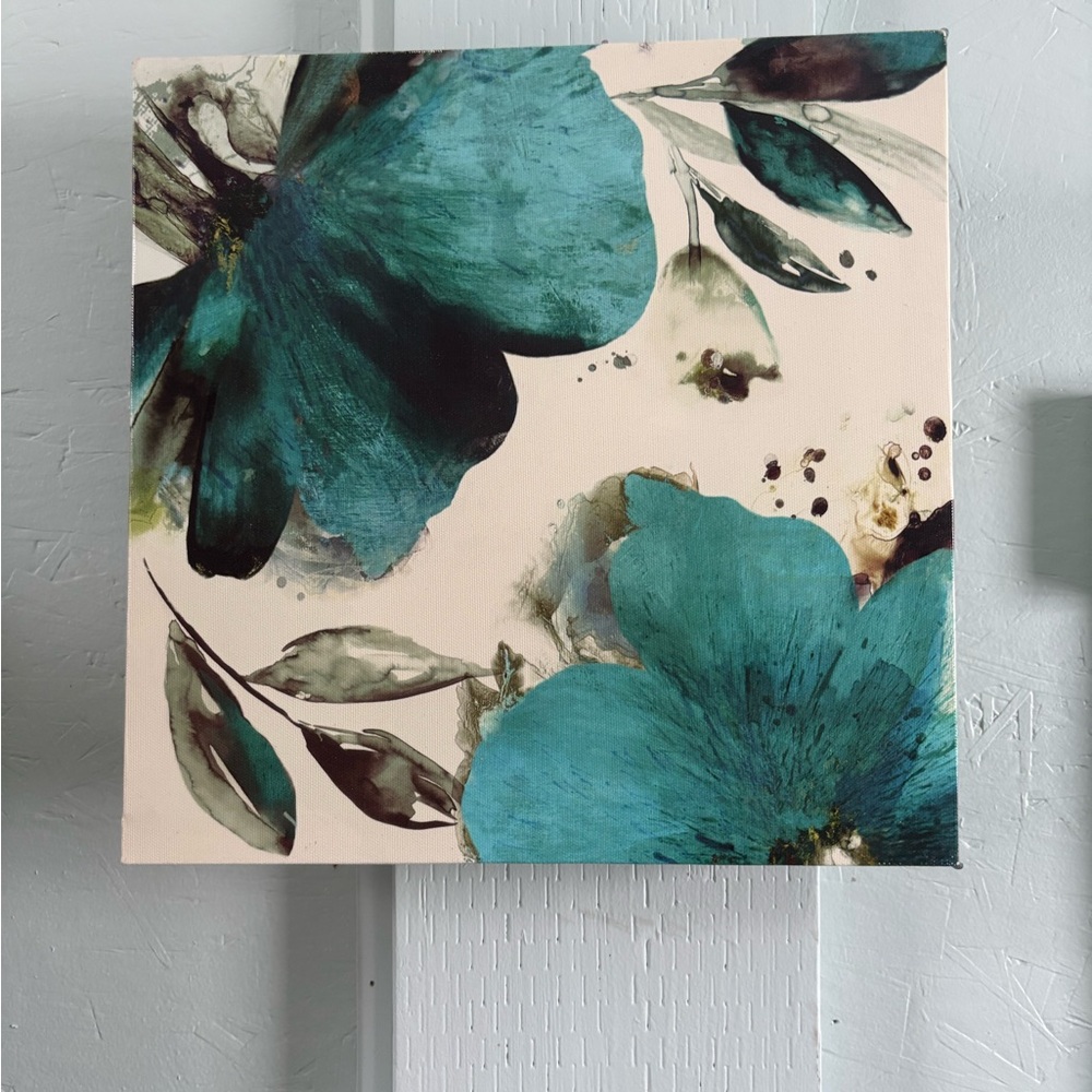 Elegant Blue and Cream Floral Art Wall Decor